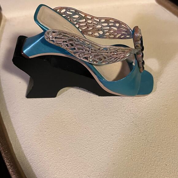 Just the Right Shoe Flight of Fancy Signed by Raine - Picture 6 of 15